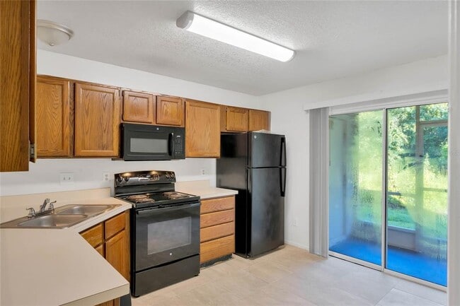 Photo - 117 Reserve Cir Unit 105