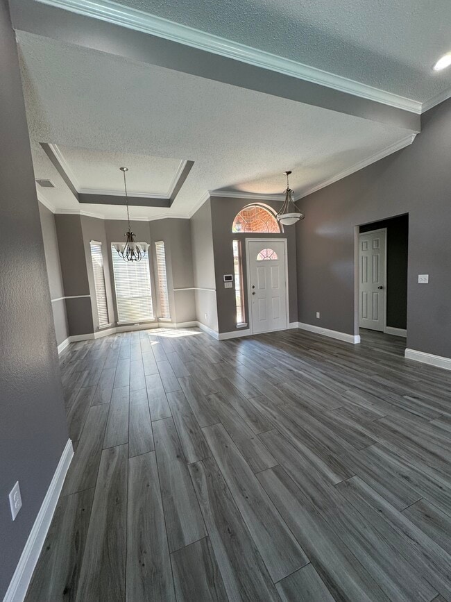 Photo - 1915 Paloma Way