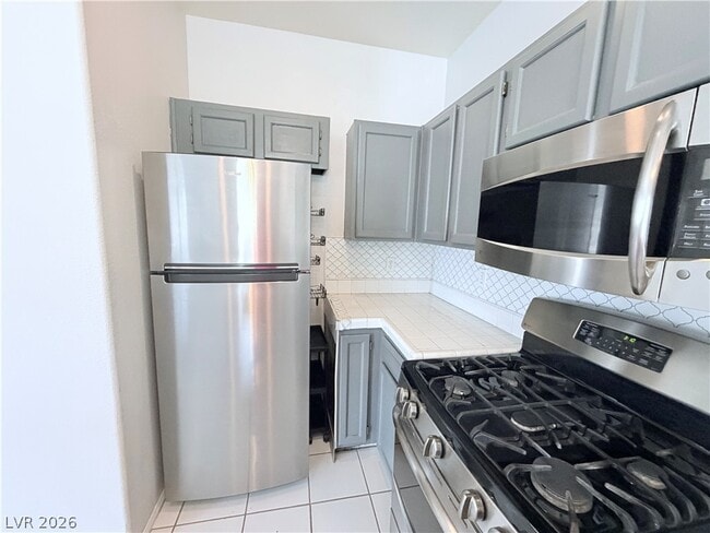 Photo - 1822 N Jones Blvd