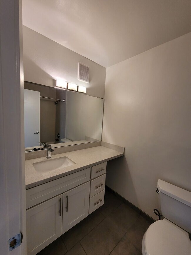 Photo - Spacious & Modern 1 Bedroom Condo