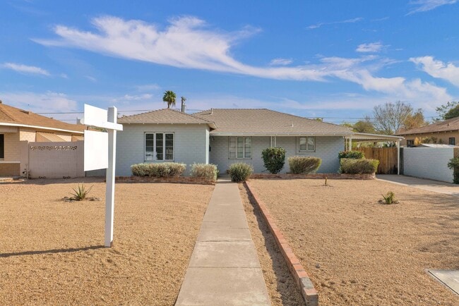 Building Photo - 3015 N 17th Ave