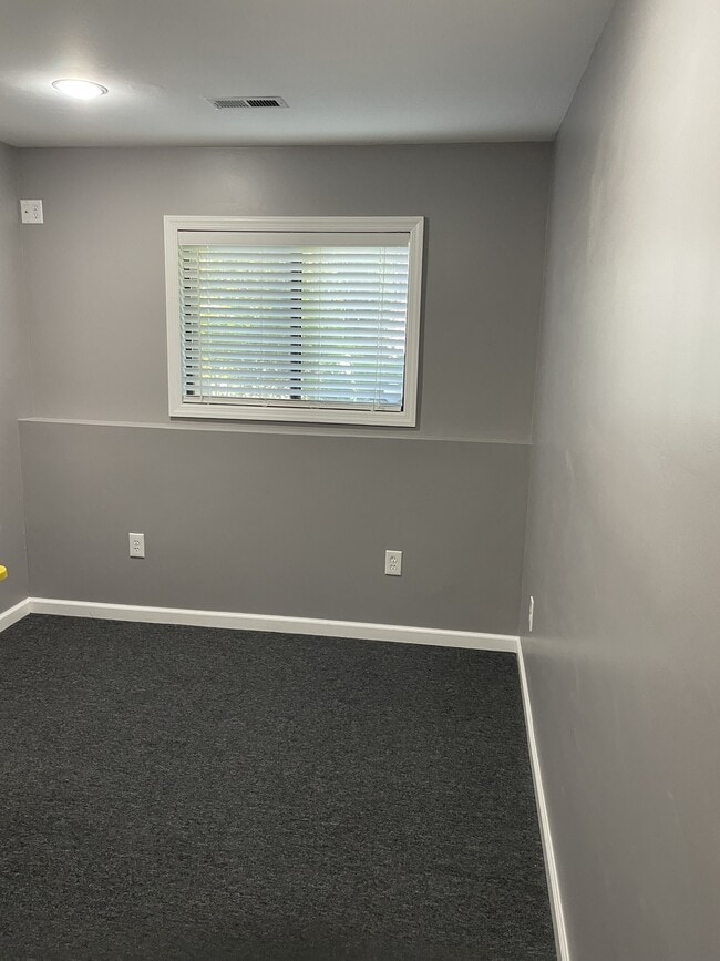 Photo - 725 Masons Beach Rd