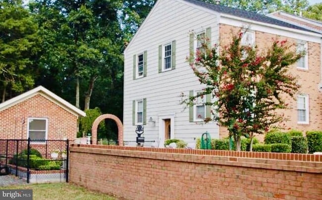 Photo - 7458 Colton Ln