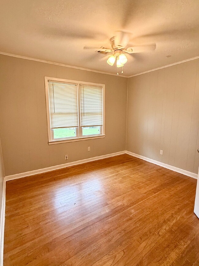 Photo - Charming 3-Bedroom Home with Bonus Room in Midwest City, OK!