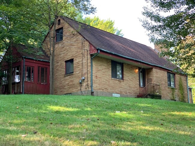 Photo - 20 Reichold Rd