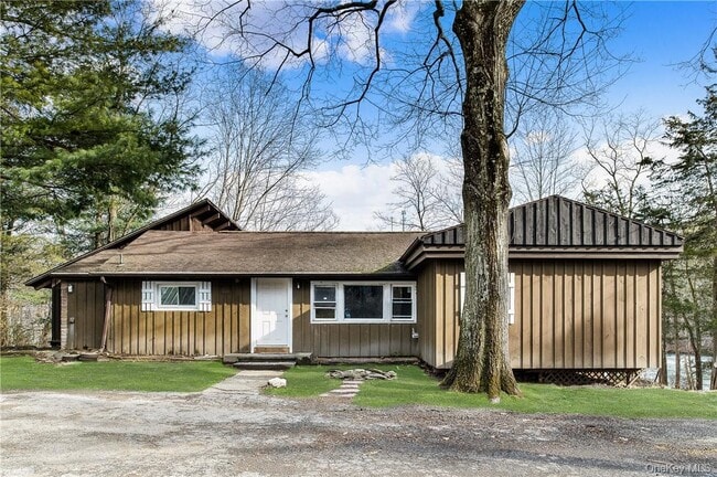 Photo - 288 Pine Hill Rd