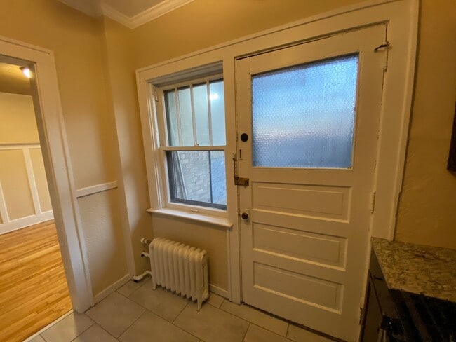 Photo - 2007 Aldrich Ave S Unit 11