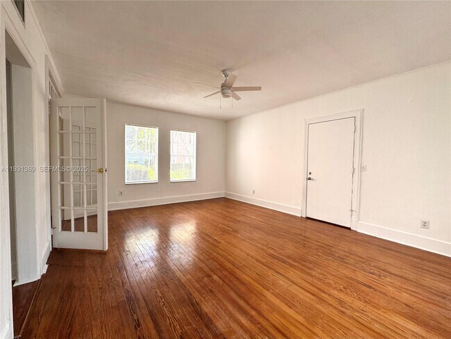 Photo - 756 Meridian Ave Unit 9