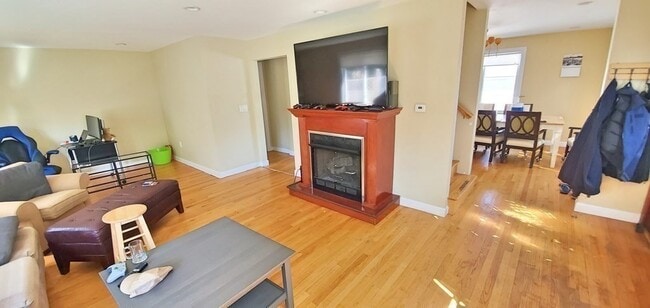 Photo - 37 Bradshaw St
