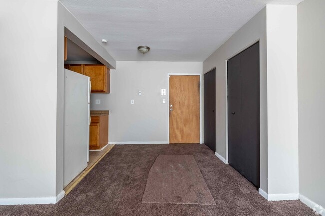 Photo - Greenview Apartments