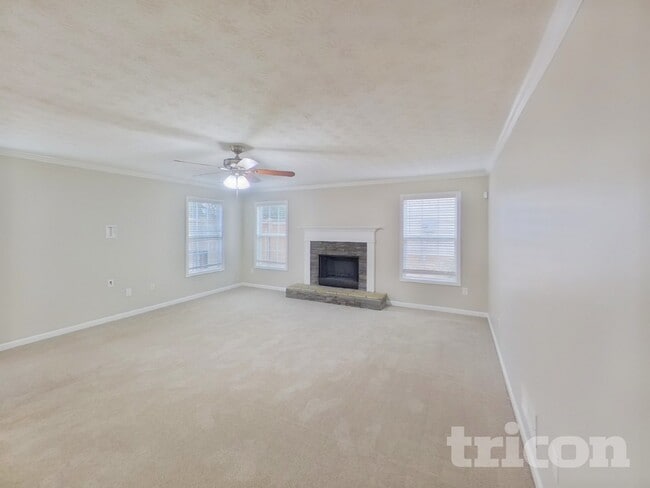 Photo - 172 Watson Grove Rd SW