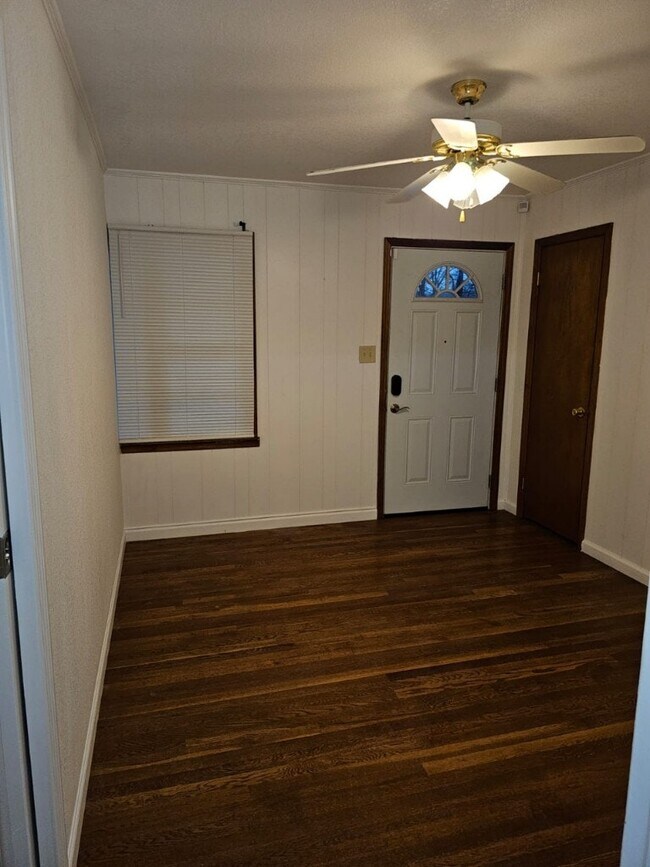 Photo - 389 Collins Rd Unit Home