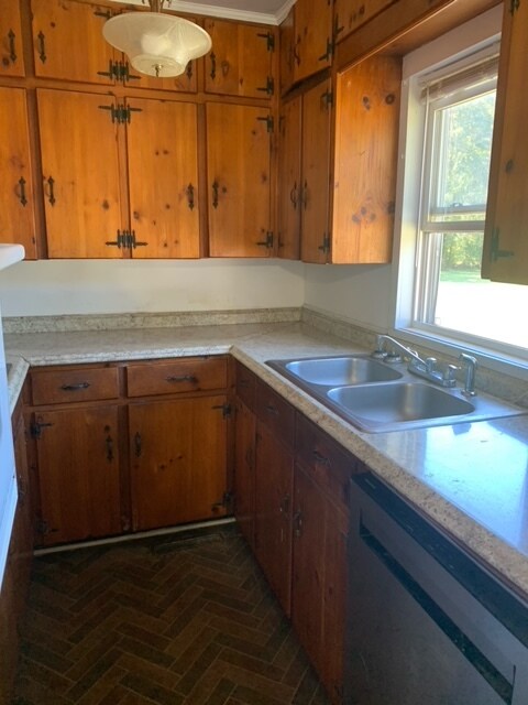 Photo - 533 Mills Gap Rd