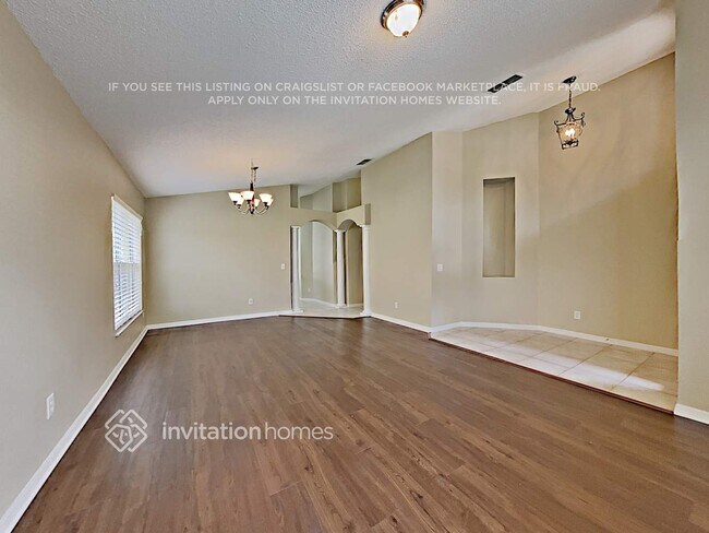 Photo - 731 Bridgeway Blvd