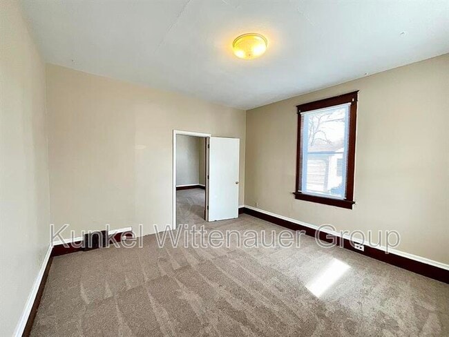 Photo - 907 N Church St