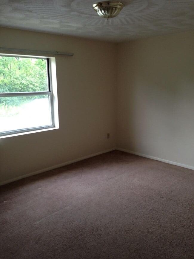 181 Clinton Rd Unit Swiss Garden Town Homes