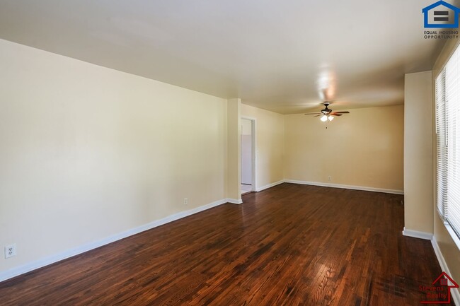 3903 Brick Church Pike
