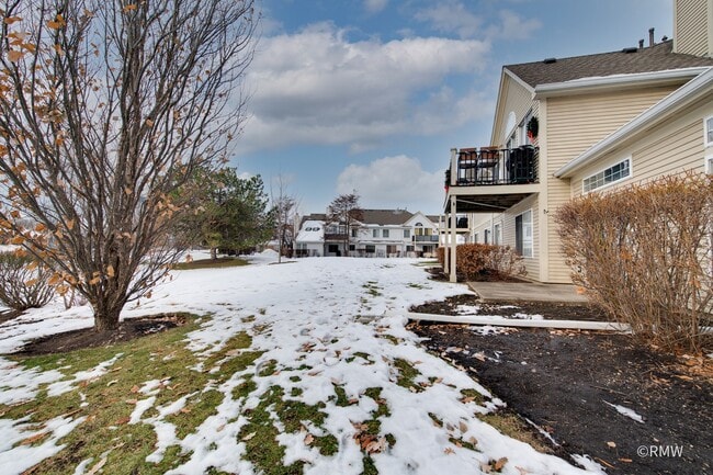 Photo - 460 Mayflower Ln