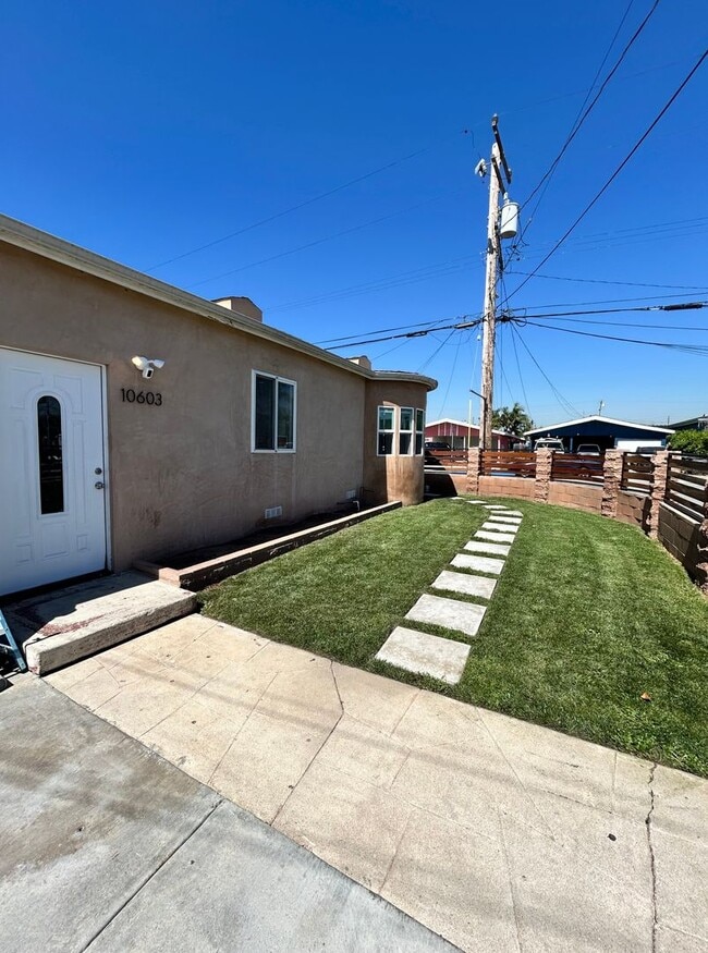 Photo - 10603 S Osage Ave Unidad 10603 S OSAGE AVE