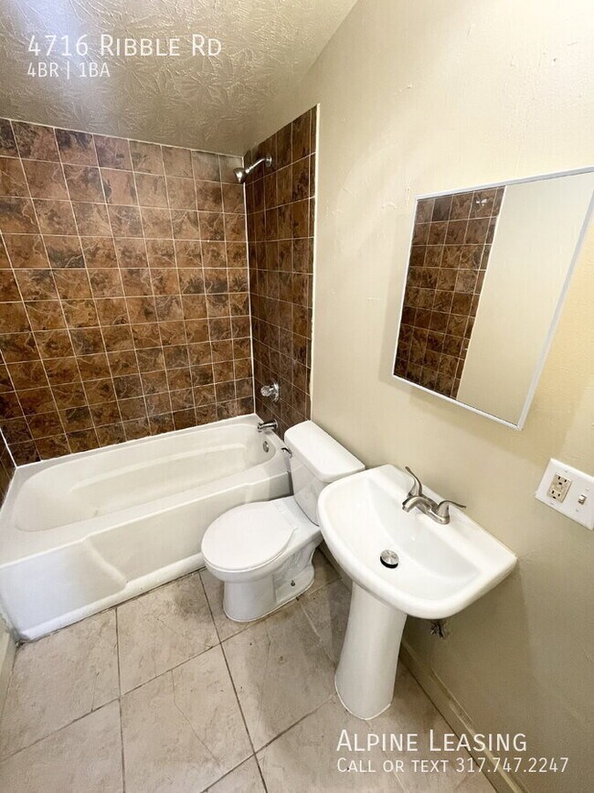 Photo - 4716 Ribble Rd