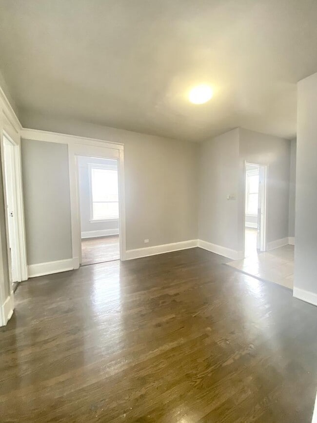 Photo - 1251 W Rosemont Ave Unit 3