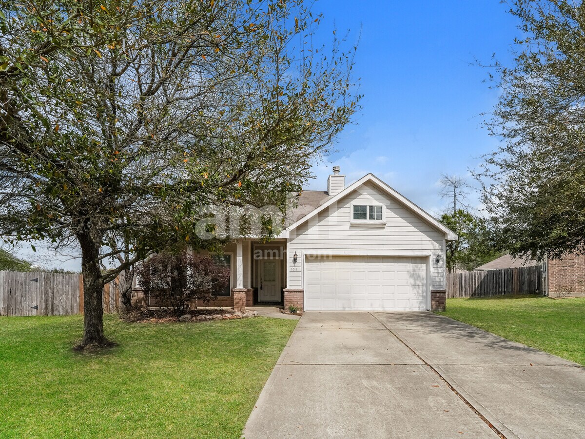 Photo - 1011 High Lane Court