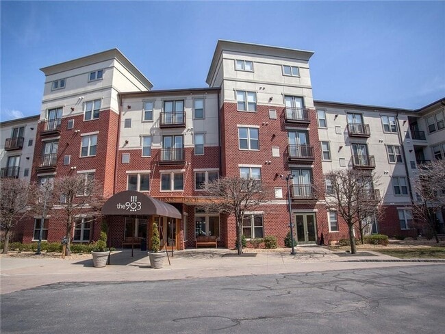 Building Photo - 1000 Providence Pl Unit 322