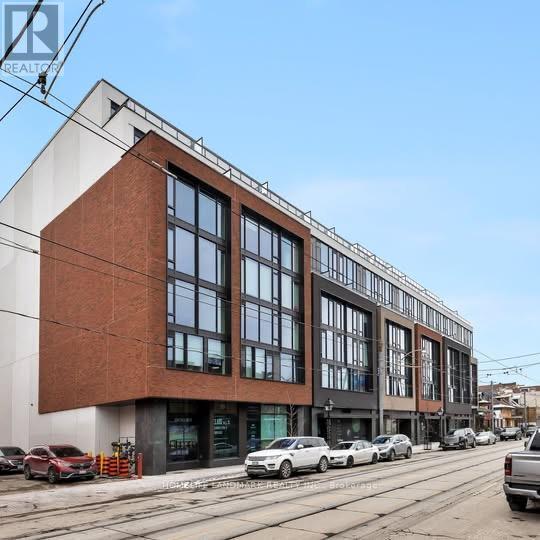 Photo - 899 College St Unit 615