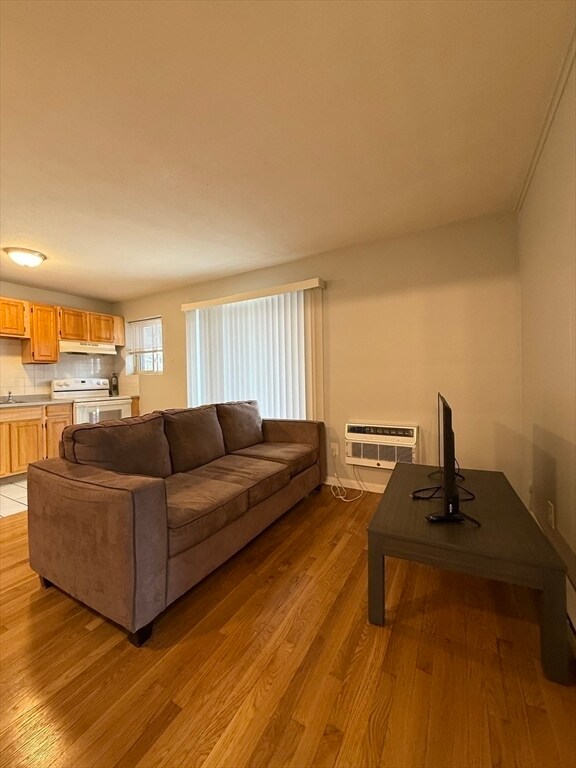 Photo - 565 Hyde Park Ave Unidad 5