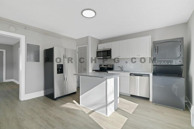 Photo - 907 Maple Ave SE Unit 1