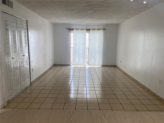 Photo - 1337 NW 1st St Unit 13