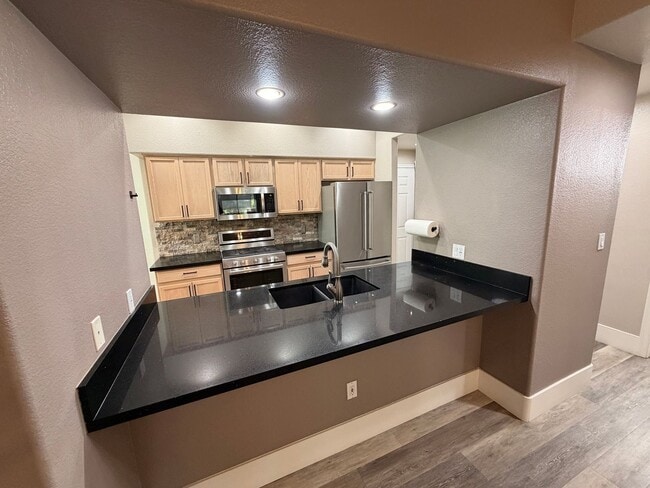 Photo - 7401 W Arrowhead Clubhouse Dr Unit 1040