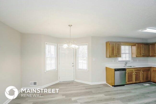 Photo - 258 Jamie Dr