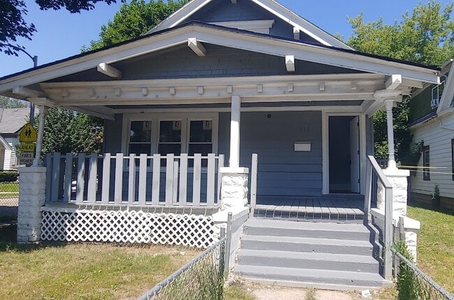 Building Photo - 1532 W Concordia Ave Rental