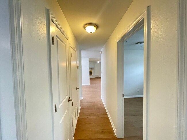 Photo - 44 S Cortez Ave
