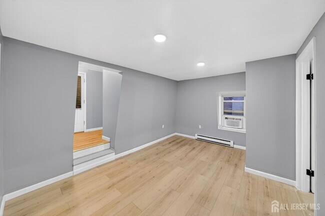 Photo - 194 High St Unit 3