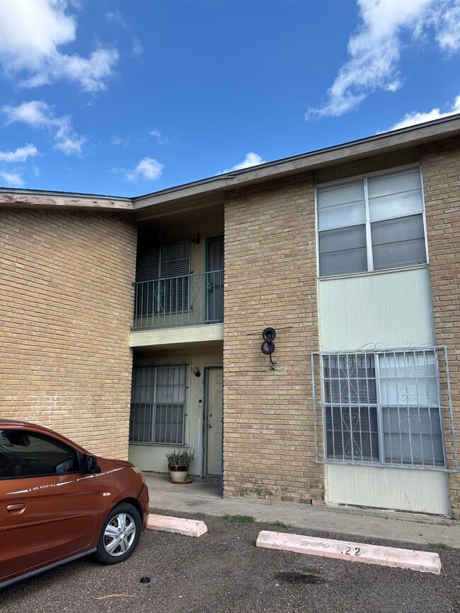 Photo - 5302 Springfield Ave Unidad 222