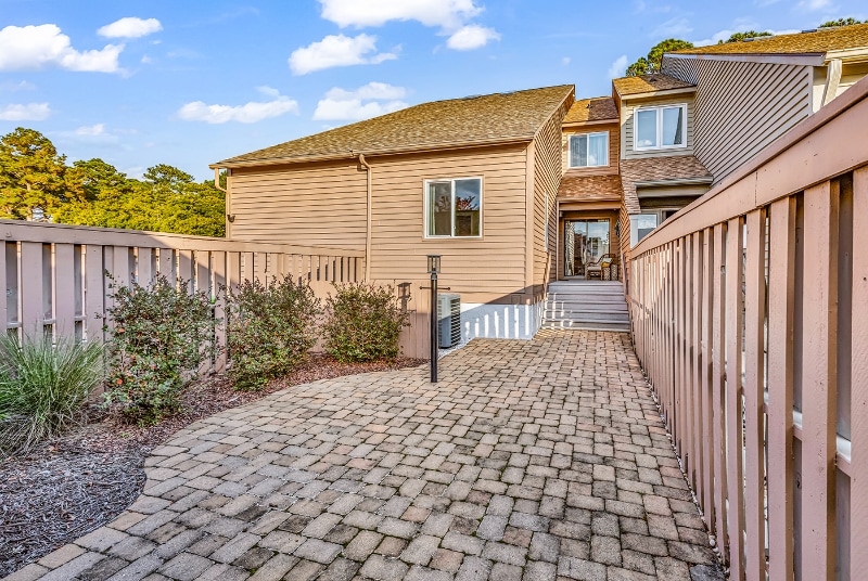 Photo - 4000 Fairway Lakes Dr