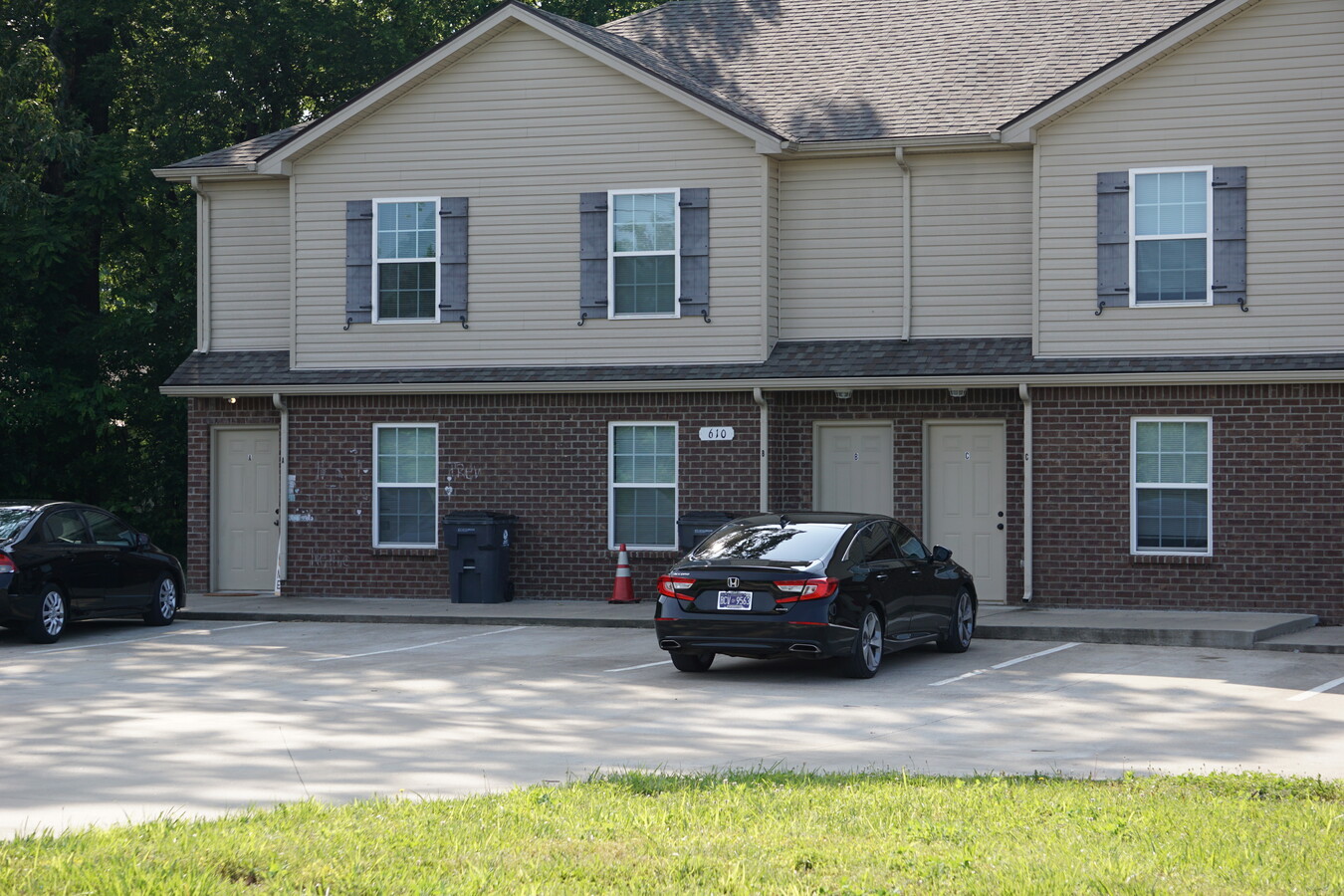 West Fairfield Place - West Fairfield Place Townhomes