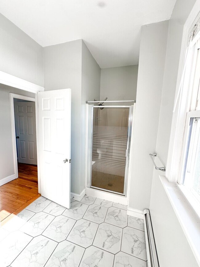 Photo - 1559 Smith St Unit #2