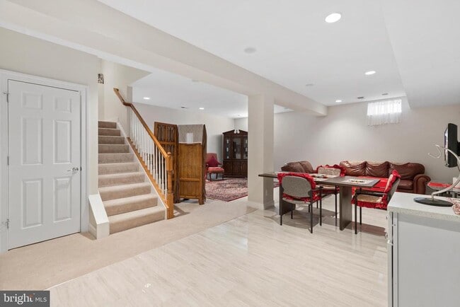 Photo - 43610 Aldie Mill Ct
