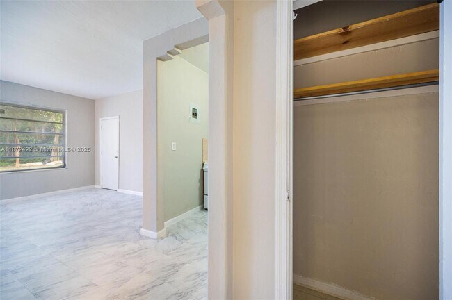 Photo - 825 Alton Rd Unit 2