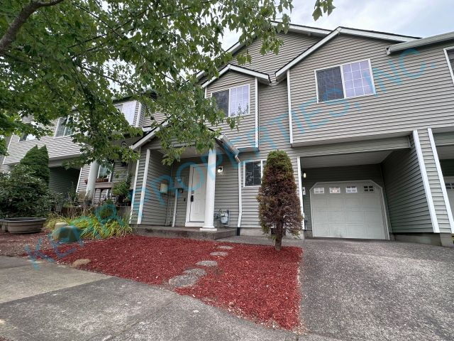 Building Photo - 714 SE Palmblad Pl Rental
