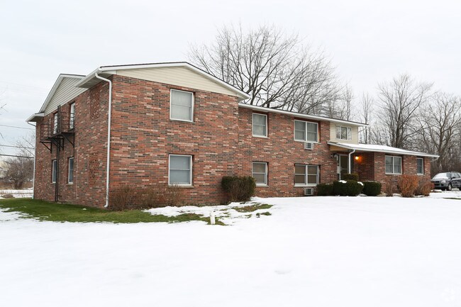 10 Nisa Ln - 1 Year Waiting List - 10 Nisa Ln - 1 Year Waiting List