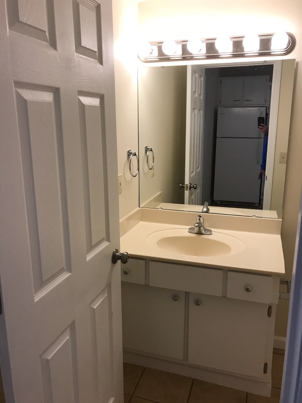 Photo - 422 Aylesford Pl Unidad 6