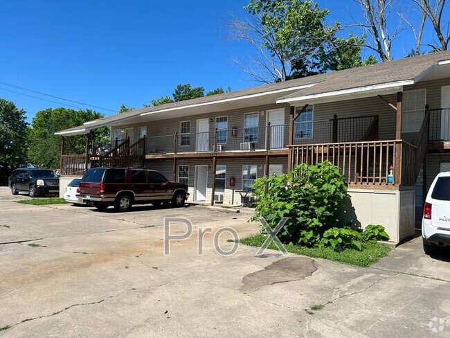 Building Photo - 1414 S Powell St Unit #203 Rental