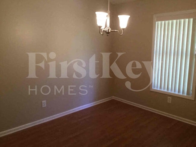 Photo - 4005 Rock Mill Pkwy