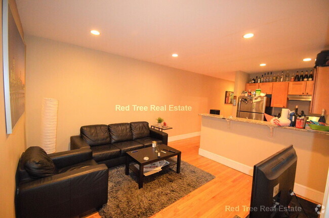 Building Photo - 328 St Paul St Unit 2 Rental