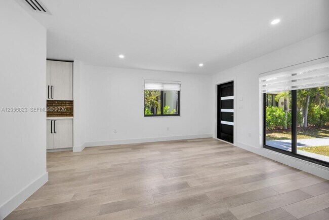 Photo - 3052 SW 26th St Unit 3052