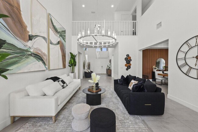 10432 N Lago Vista Cir
